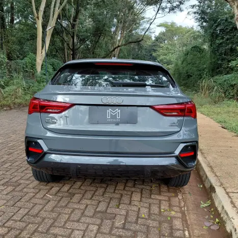 AUDI Q3 2.0 4P TFSI AMBIENTE QUATTRO S-TRONIC AUTOMÁTICO, Foto 6