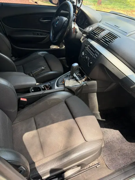BMW 118i 1.8 16V 4P UE71 AUTOMÁTICO, Foto 10
