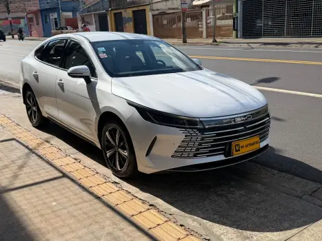 BYD King 1.5 16V 4P GS DM-I PHEV AUTOM�TICO, Foto 2