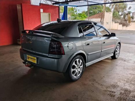CHEVROLET Astra Hatch 2.0 4P ADVANTAGE FLEX AUTOM�TICO, Foto 4
