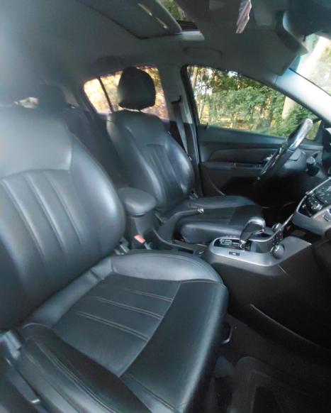CHEVROLET Cruze Hatch 1.8 16V 4P LTZ SPORT6 FLEX AUTOM�TICO, Foto 2