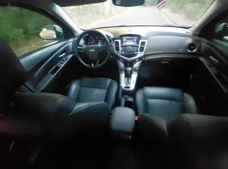 CHEVROLET Cruze Hatch 1.8 16V 4P LTZ SPORT6 FLEX AUTOM�TICO, Foto 8