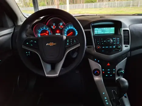 CHEVROLET Cruze Sedan 1.8 16V 4P LT ECOTEC FLEX AUTOMÁTICO, Foto 11 CHEVROLET Cruze Sedan 1.8 16V 4P LT ECOTEC FLEX AUTOMÁTICO, Foto 11