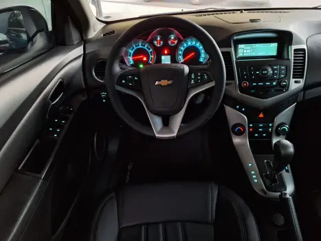 CHEVROLET Cruze Sedan 1.8 16V 4P LT ECOTEC FLEX AUTOMÁTICO, Foto 12 CHEVROLET Cruze Sedan 1.8 16V 4P LT ECOTEC FLEX AUTOMÁTICO, Foto 12