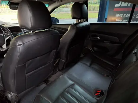 CHEVROLET Cruze Sedan 1.8 16V 4P LT ECOTEC FLEX AUTOMÁTICO, Foto 13 CHEVROLET Cruze Sedan 1.8 16V 4P LT ECOTEC FLEX AUTOMÁTICO, Foto 13