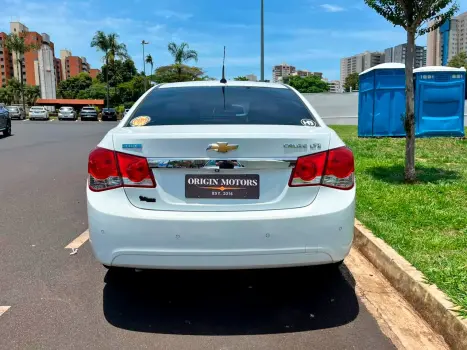 CHEVROLET Cruze Sedan 1.8 16V 4P LTZ ECOTEC FLEX AUTOMTICO, Foto 5