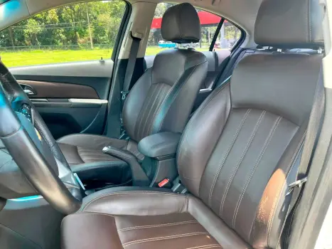 CHEVROLET Cruze Sedan 1.8 16V 4P LTZ ECOTEC FLEX AUTOMTICO, Foto 9