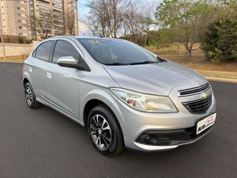 CHEVROLET Onix Hatch 1.0 4P FLEX LT, Foto 3