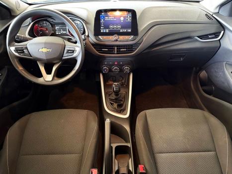 CHEVROLET Onix Hatch 1.0 4P FLEX LT, Foto 4 CHEVROLET Onix Hatch 1.0 4P FLEX LT, Foto 4