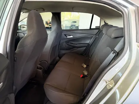 CHEVROLET Onix Hatch 1.0 4P FLEX LT, Foto 6 CHEVROLET Onix Hatch 1.0 4P FLEX LT, Foto 6