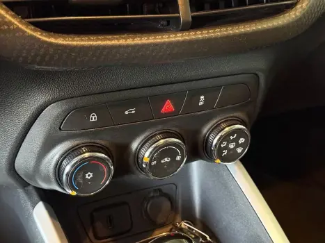 CHEVROLET Onix Hatch 1.0 4P FLEX LT, Foto 10 CHEVROLET Onix Hatch 1.0 4P FLEX LT, Foto 10