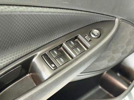CHEVROLET Onix Hatch 1.0 4P FLEX LT, Foto 8