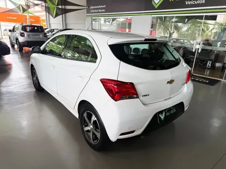 CHEVROLET Onix Hatch 1.4 4P FLEX LTZ, Foto 16