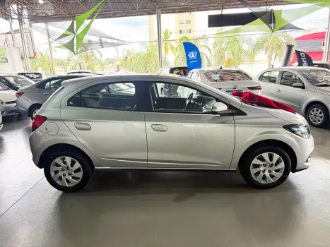 CHEVROLET Onix Hatch 1.4 4P FLEX LT, Foto 13