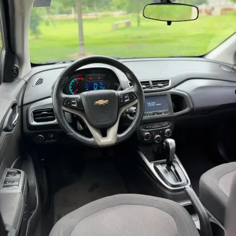 CHEVROLET Onix Hatch 1.4 4P FLEX LTZ, Foto 9