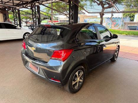 CHEVROLET Onix Hatch 1.4 4P FLEX LTZ AUTOM�TICO, Foto 14