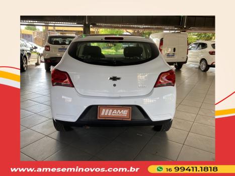 CHEVROLET Onix Hatch 1.0 4P FLEX LT, Foto 5
