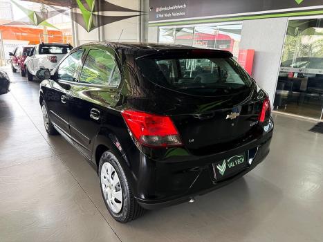 CHEVROLET Onix Hatch 1.4 4P FLEX LT, Foto 13
