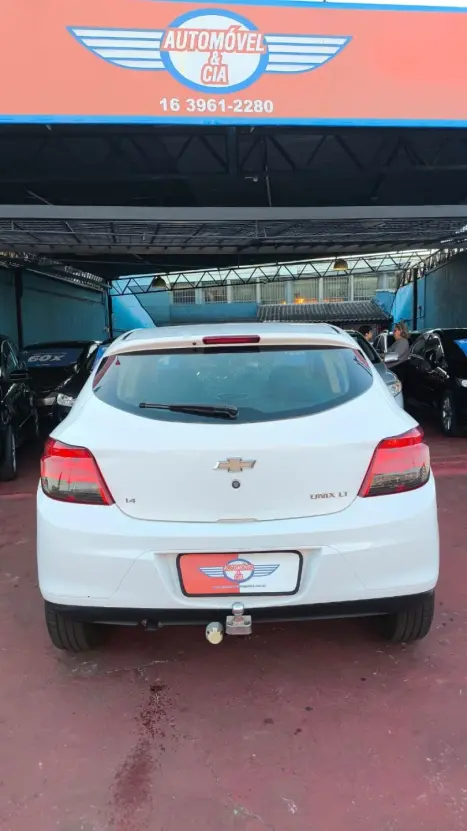CHEVROLET Onix Hatch 1.4 4P FLEX LT, Foto 17