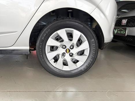 CHEVROLET Onix Hatch 1.4 4P FLEX LT, Foto 11