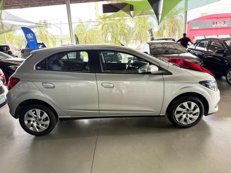 CHEVROLET Onix Hatch 1.4 4P FLEX LT, Foto 12