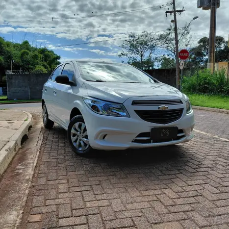 CHEVROLET Onix Hatch 1.0 4P FLEX LS, Foto 2