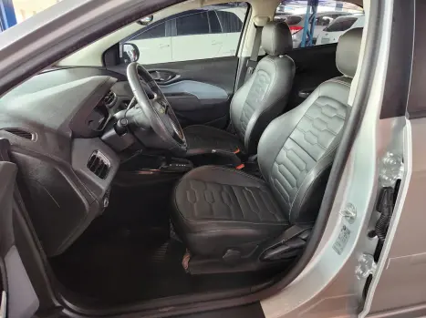CHEVROLET Onix Hatch 1.4 4P FLEX LTZ AUTOM�TICO, Foto 10