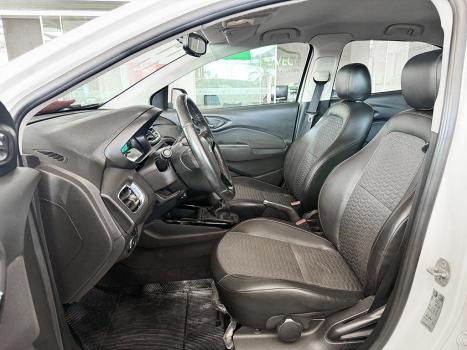 CHEVROLET Onix Hatch 1.4 4P FLEX LTZ, Foto 4
