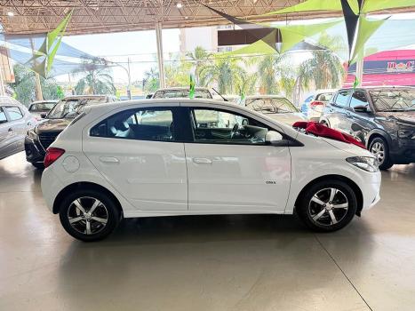 CHEVROLET Onix Hatch 1.4 4P FLEX LTZ, Foto 11