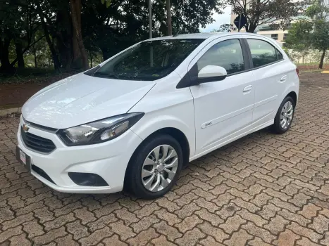 CHEVROLET Onix Hatch 1.4 4P FLEX LT, Foto 1