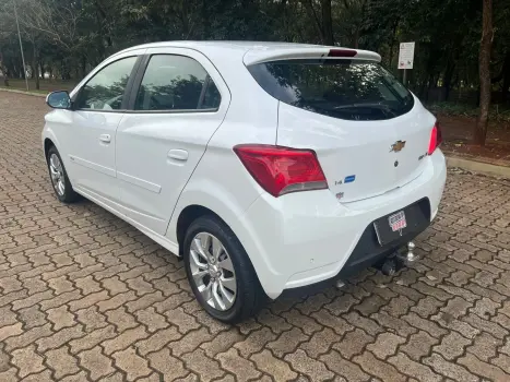 CHEVROLET Onix Hatch 1.4 4P FLEX LT, Foto 5