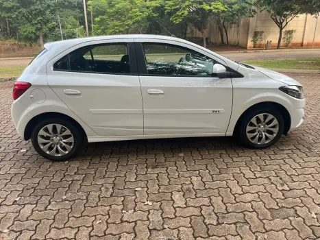CHEVROLET Onix Hatch 1.4 4P FLEX LT, Foto 8