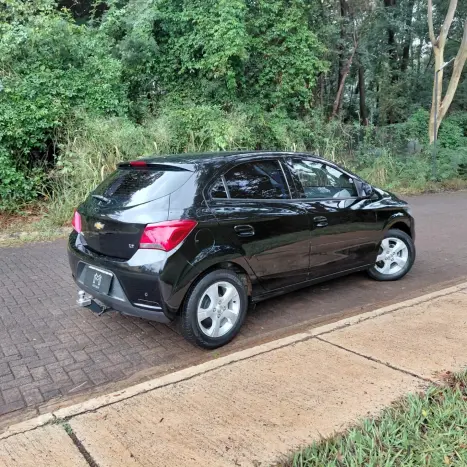 CHEVROLET Onix Hatch 1.4 4P FLEX LT, Foto 12