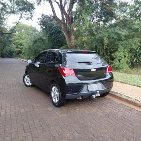 CHEVROLET Onix Hatch 1.4 4P FLEX LT, Foto 4
