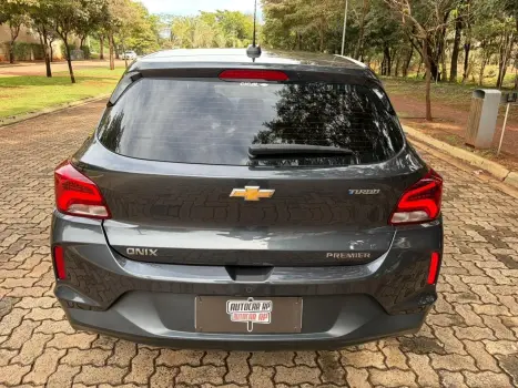 CHEVROLET Onix Hatch 1.0 12V 4P FLEX PREMIER 2 TURBO AUTOM�TICO, Foto 6