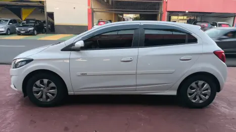 CHEVROLET Onix Hatch 1.0 4P FLEX LT, Foto 6