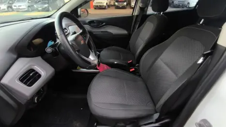 CHEVROLET Onix Hatch 1.0 4P FLEX LT, Foto 12