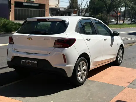 CHEVROLET Onix Hatch 1.0 12V 4P FLEX LT TURBO, Foto 8