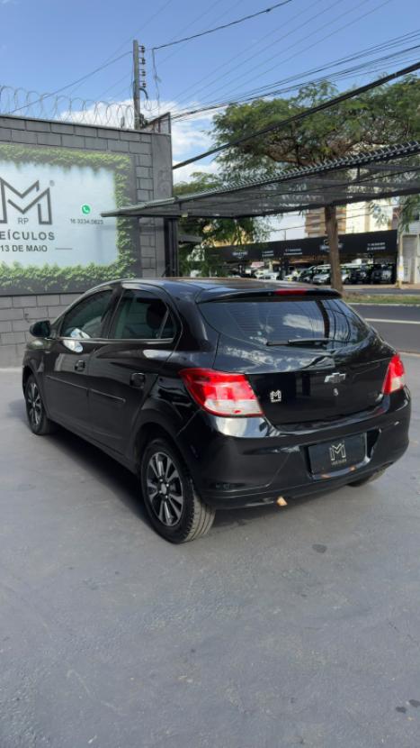 CHEVROLET Onix Hatch 1.4 4P FLEX LT AUTOM�TICO, Foto 10
