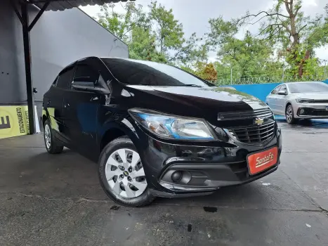 CHEVROLET Onix Hatch 1.4 4P FLEX LT, Foto 1