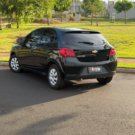 CHEVROLET Onix Hatch 1.0 4P FLEX LT, Foto 6