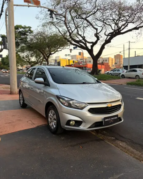 CHEVROLET Onix Hatch 1.0 12V 4P FLEX LT, Foto 2