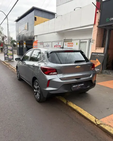 CHEVROLET Onix Hatch 1.0 12V 4P FLEX PREMIER TURBO AUTOMÁTICO, Foto 4
