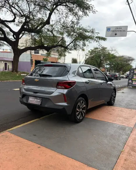 CHEVROLET Onix Hatch 1.0 12V 4P FLEX PREMIER TURBO AUTOMÁTICO, Foto 6