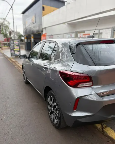 CHEVROLET Onix Hatch 1.0 12V 4P FLEX PREMIER TURBO AUTOMÁTICO, Foto 8