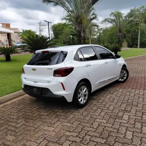 CHEVROLET Onix Hatch 1.0 12V 4P FLEX LTZ TURBO, Foto 6