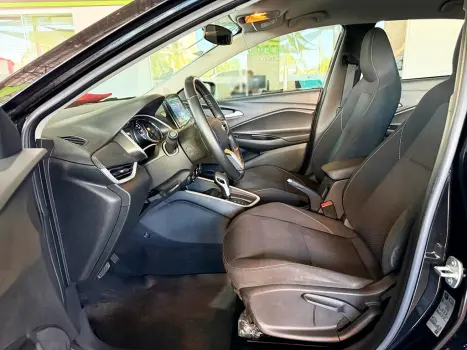 CHEVROLET Onix Sedan , Foto 4