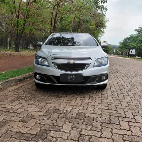 CHEVROLET Prisma 1.4 4P LT FLEX, Foto 2