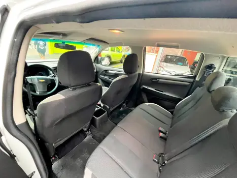 CHEVROLET S10 2.8 16V LS CABINE DUPLA 4X4 TURBO DIESEL, Foto 13