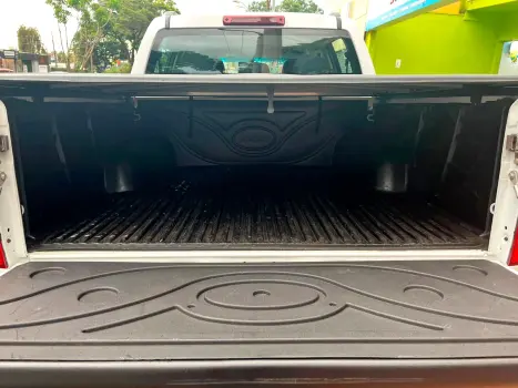 CHEVROLET S10 2.8 16V LS CABINE DUPLA 4X4 TURBO DIESEL, Foto 16